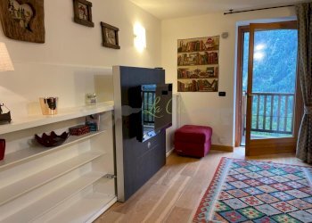 AFFITTO VERRAND - SOGGIORNO CON ZONA PRANZO E CUCI - Bilocale Route de Verrand, Prè-Saint-Didier - foto 4