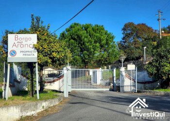 ingresso borgo degli aranci - Bilocale Via degli Orsolani 88, Loano - foto 3