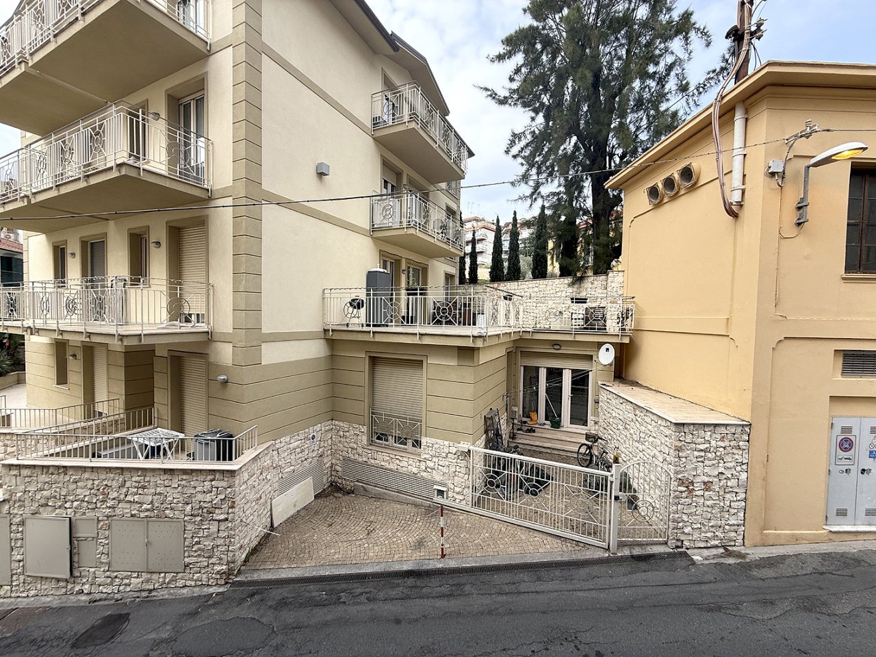 IMG_8504.JPG - Bilocale Via Val del Ponte 20, Sanremo - foto 2