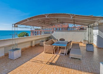 1.jpg - Attico Viale Europa 5, San Bartolomeo al Mare - foto 17