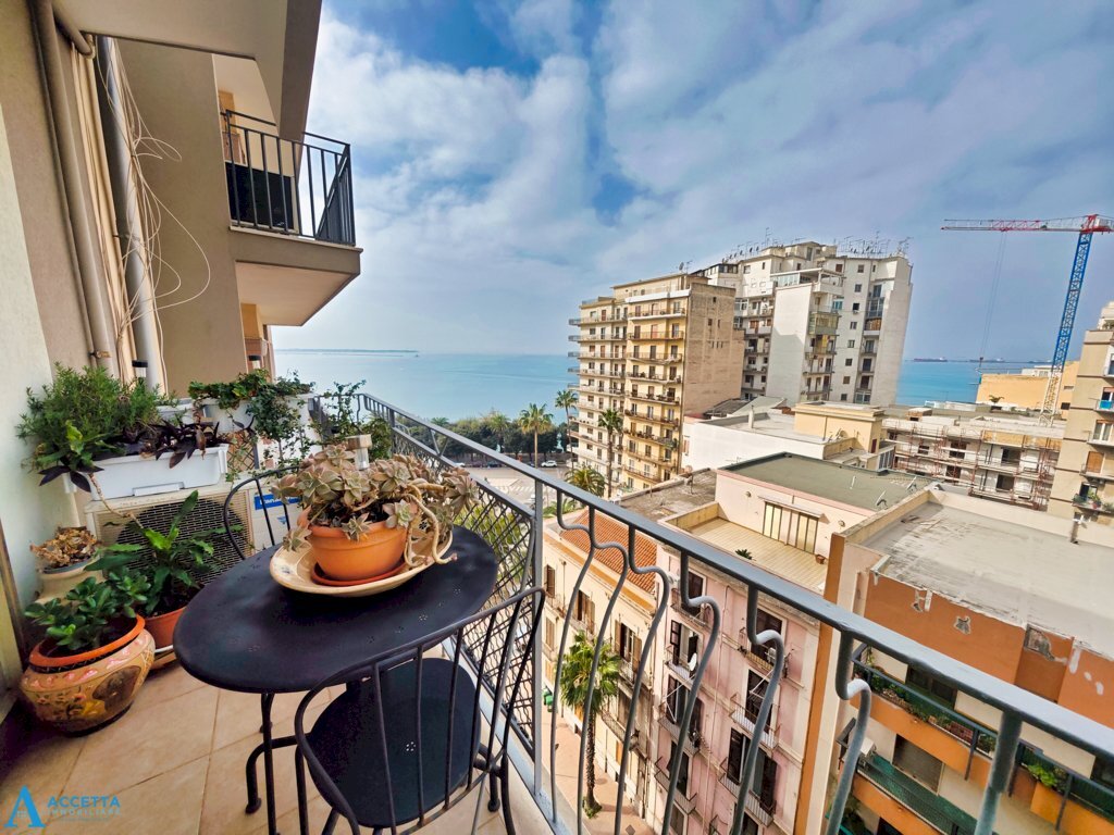 viste - Trilocale Via Angelo Berardi 83, Taranto - foto 1