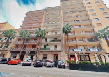 facciata - Trilocale Via Angelo Berardi 83, Taranto - foto 23