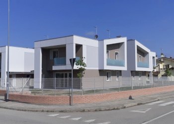 Villa Via Teresa Noce, Castel Maggiore - foto 11