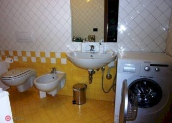 Three-room apartment Viale della Vittoria, 24, Bardonecchia - photo 16