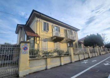 Two-room apartment Torino (neighborhood Mirafiori Nord) - photo 2