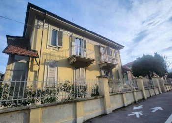 Two-room apartment Torino (neighborhood Mirafiori Nord) - photo 3