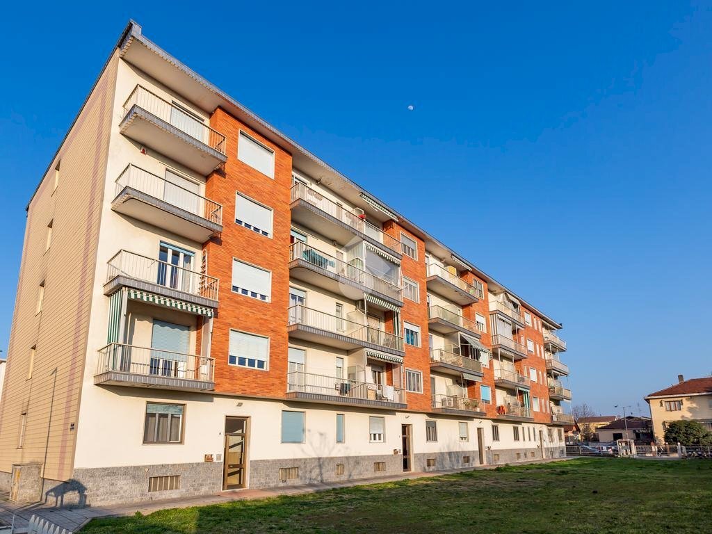 Trilocale Via N. Bixio, Beinasco - foto 1