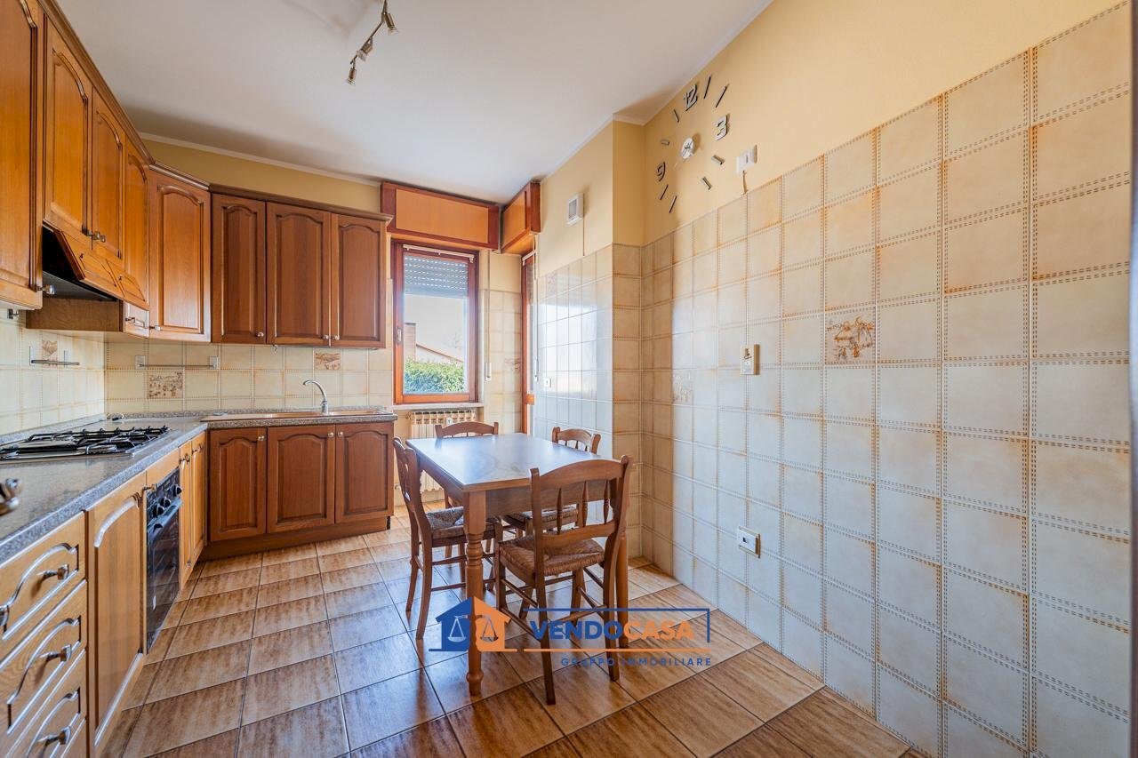 Three-room apartment Castelletto Stura - photo 3