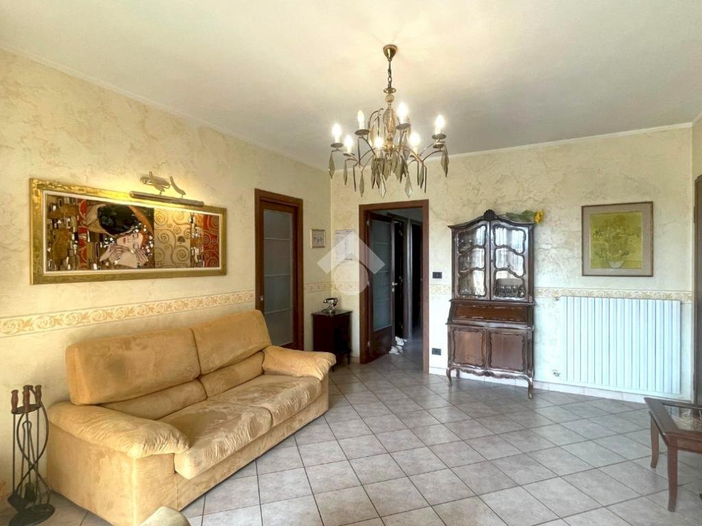 Apartment Via Cavour, Piossasco - photo 3