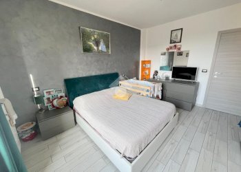 Quadrilocale Via San Pietro V. L., Pinerolo - foto 7