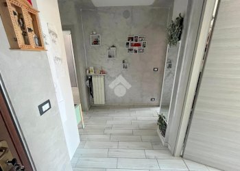 Quadrilocale Via San Pietro V. L., Pinerolo - foto 16