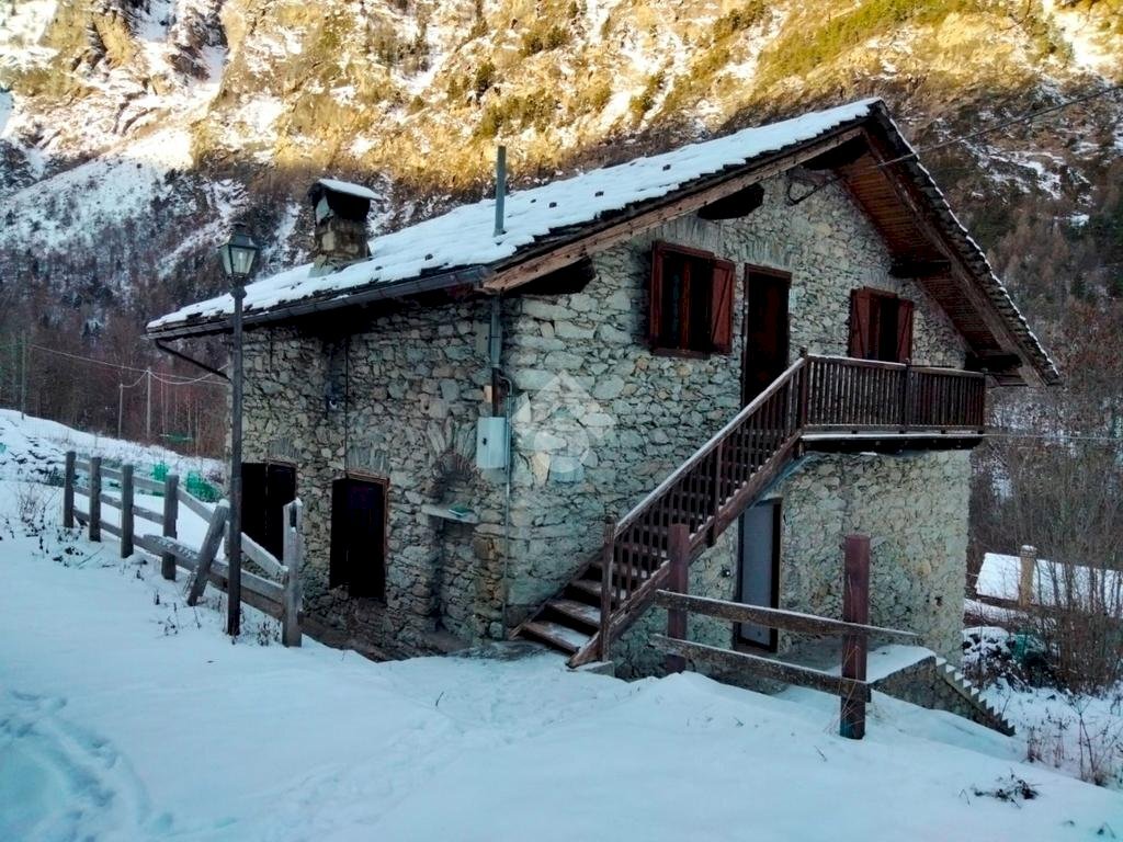 Independent house Frazione Tache, Introd - photo 2