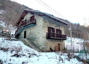 Independent house Frazione Tache, Introd - photo 1
