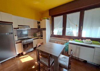 cucina - Trilocale Via Passo di Badignana 16, Parma (zona San Lazzaro) - foto 5