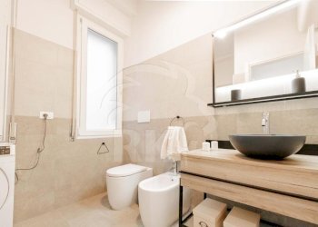 384632083.jpg - Trilocale Via Giovanni Amendola 12, Bologna (zona Centro Storico) - foto 7