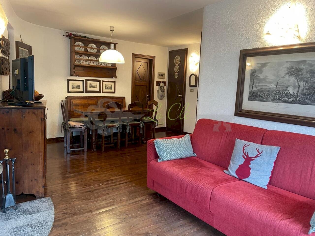 SOGGIORNO CON SALA DA PRANZO - Three-room apartment Courmayeur - photo 2