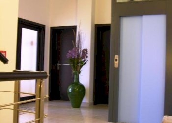 zone comuni - Stabile - Palazzo Via Giovanni Paisiello 56, Taranto - foto 7