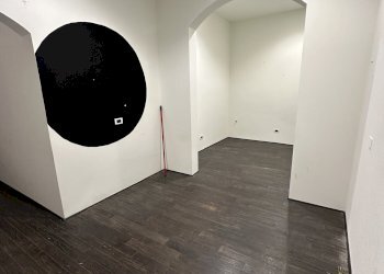 Locale - Locale Commerciale via Emilia, 146, Imola - foto 8