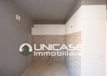 Two-room apartment piazza Castelvecchio, 4, Bricherasio - photo 4