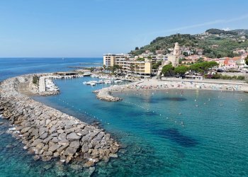 Appartamento San Lorenzo al Mare, via della chiesa, San Lorenzo al Mare - foto 22