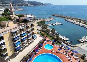 Appartamento San Lorenzo al Mare, via della chiesa, San Lorenzo al Mare - foto 24