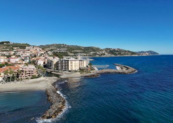 Appartamento San Lorenzo al Mare, via della chiesa, San Lorenzo al Mare - foto 26