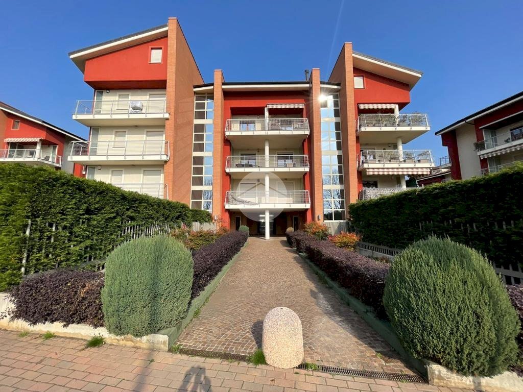 Four-room apartment Via Robert Capa, Piossasco - photo 1