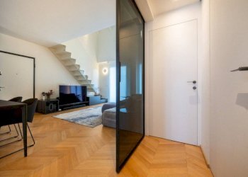 Attic Torino (neighborhood San Salvario) - photo 6