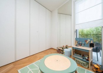 Attic Torino (neighborhood San Salvario) - photo 19