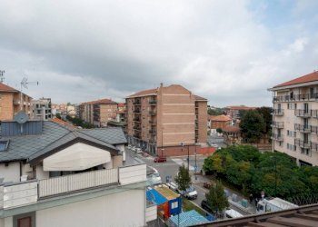 Attic Torino (neighborhood San Salvario) - photo 34
