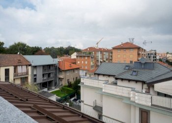 Attic Torino (neighborhood San Salvario) - photo 35