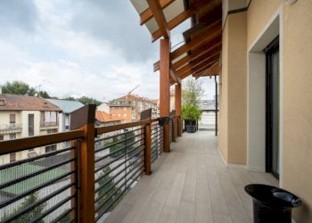 Attic Torino (neighborhood San Salvario) - photo 45