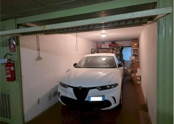 Box Genova (zona Castelletto) - foto 2