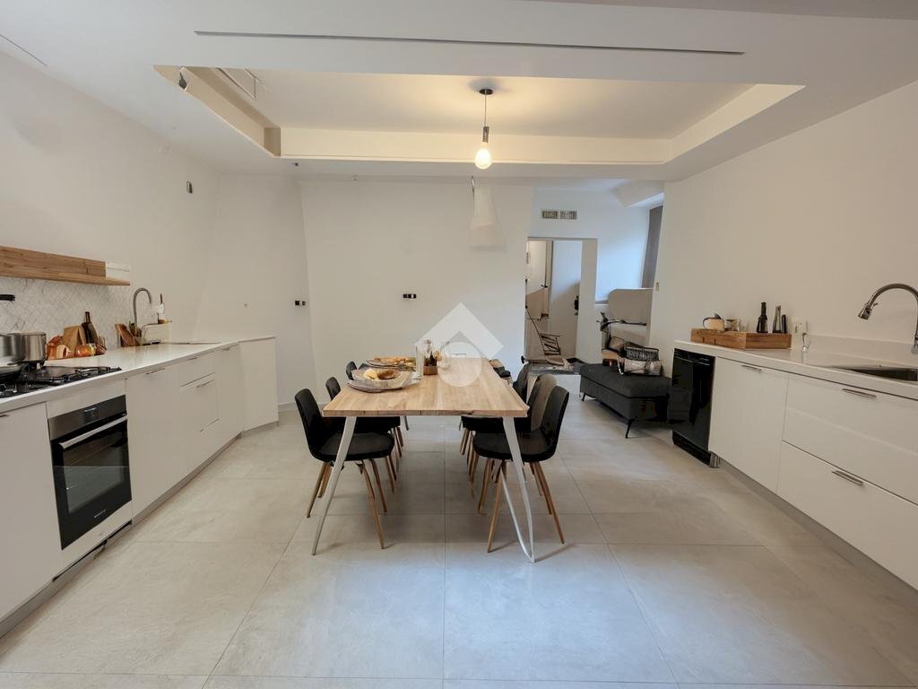 Trilocale Via Sommeiller, Pinerolo - foto 1