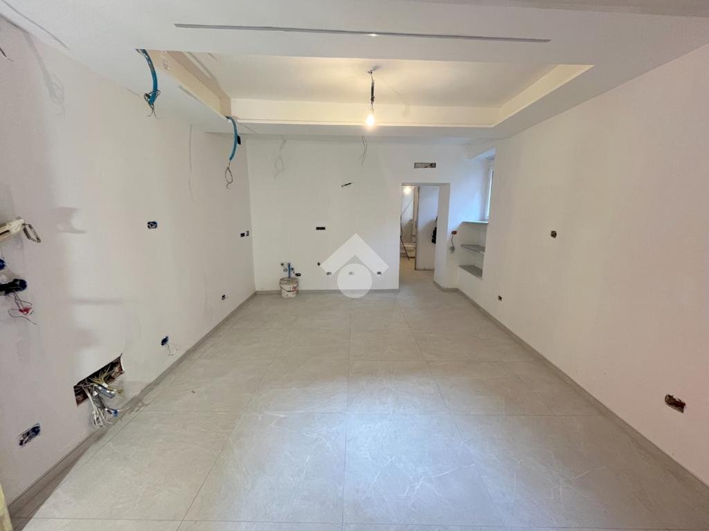 Trilocale Via Sommeiller, Pinerolo - foto 2