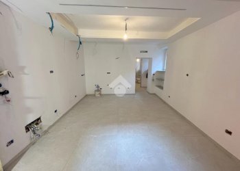 Trilocale Via Sommeiller, Pinerolo - foto 2