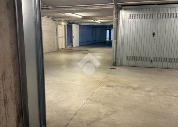 Box Via Senigallia, Milano (zona Bruzzano) - foto 9