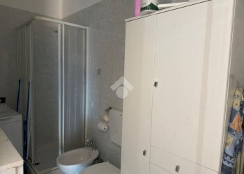 One-room apartment Via S. Francesco da Paola, Torino (neighborhood Centro) - photo 14