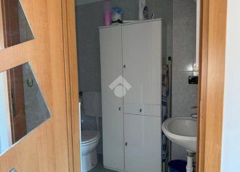 One-room apartment Via S. Francesco da Paola, Torino (neighborhood Centro) - photo 15