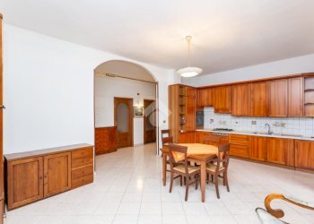 Four-room apartment Torino, Torino (neighborhood Parella) - photo 4
