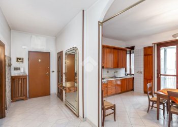Four-room apartment Torino, Torino (neighborhood Parella) - photo 8