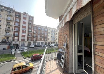 One-room apartment Via Valentino Carrera, Torino (neighborhood Parella) - photo 15