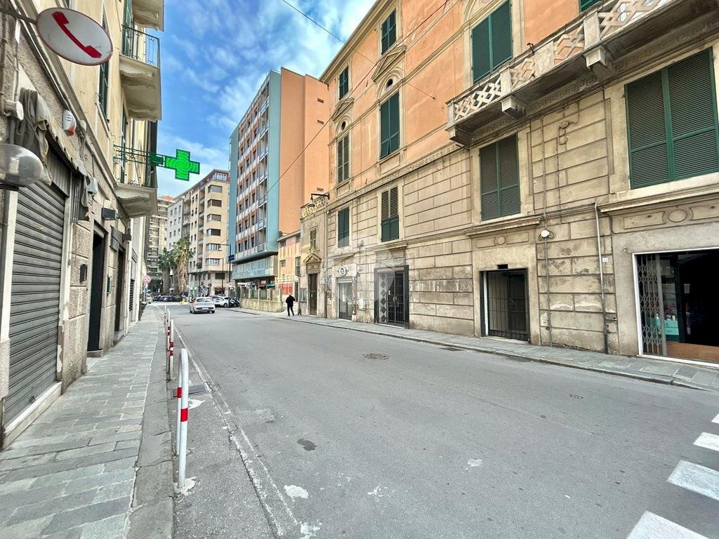 Negozio Via Piave, Savona - foto 1