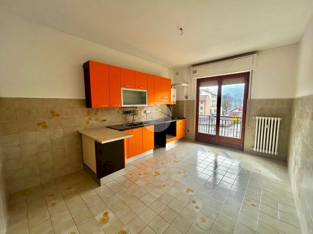 Appartamento Via Gramsci, Cengio - foto 1