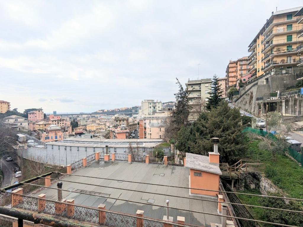 Four-room apartment Via Mansueto, Genova (neighborhood Certosa) - photo 2