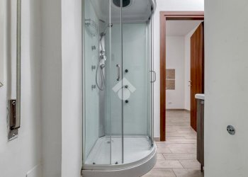 Ufficio Via San Felice, Bologna (zona Centro Storico) - foto 11