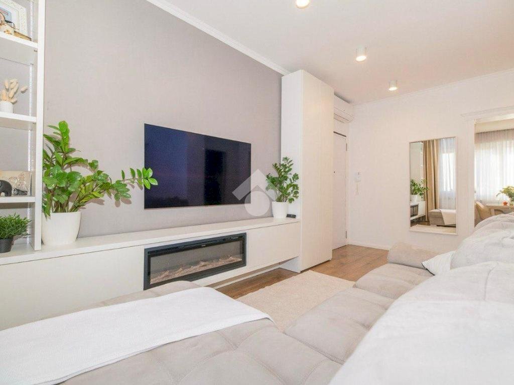 Three-room apartment Via Vitruvio Marco Pollione, Modena (neighborhood Buon Pastore - Parco Amendola) - photo 2