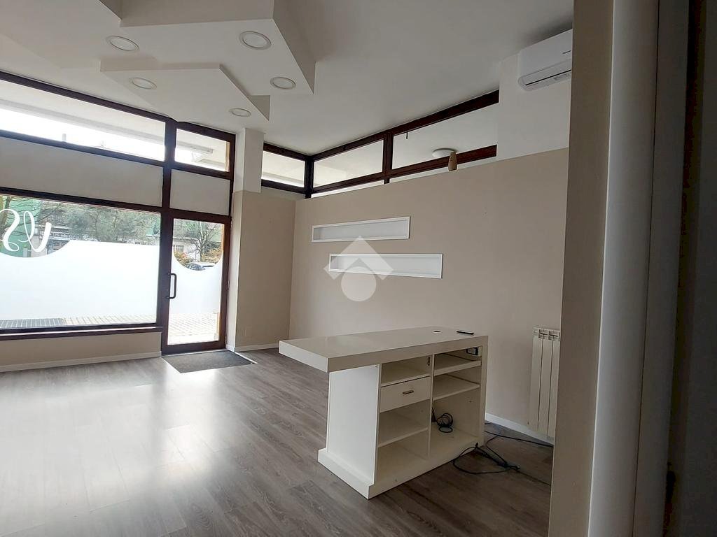 Negozio via panzeri, Settimo Milanese - foto 3