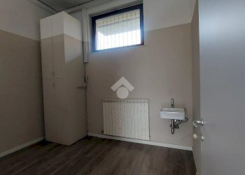 Negozio via panzeri, Settimo Milanese - foto 5