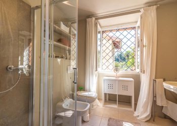 Apartment Lesa - photo 15